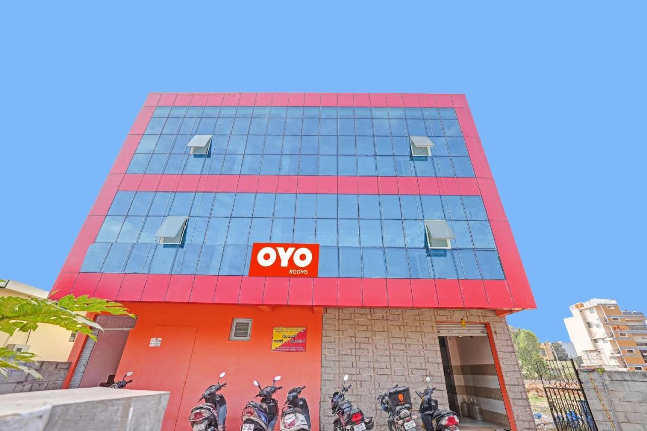Spot On Sanjay Lodge Yelahanka Eksteriør bilde