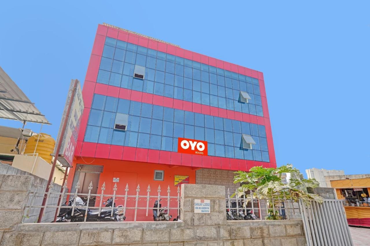Spot On Sanjay Lodge Yelahanka Eksteriør bilde