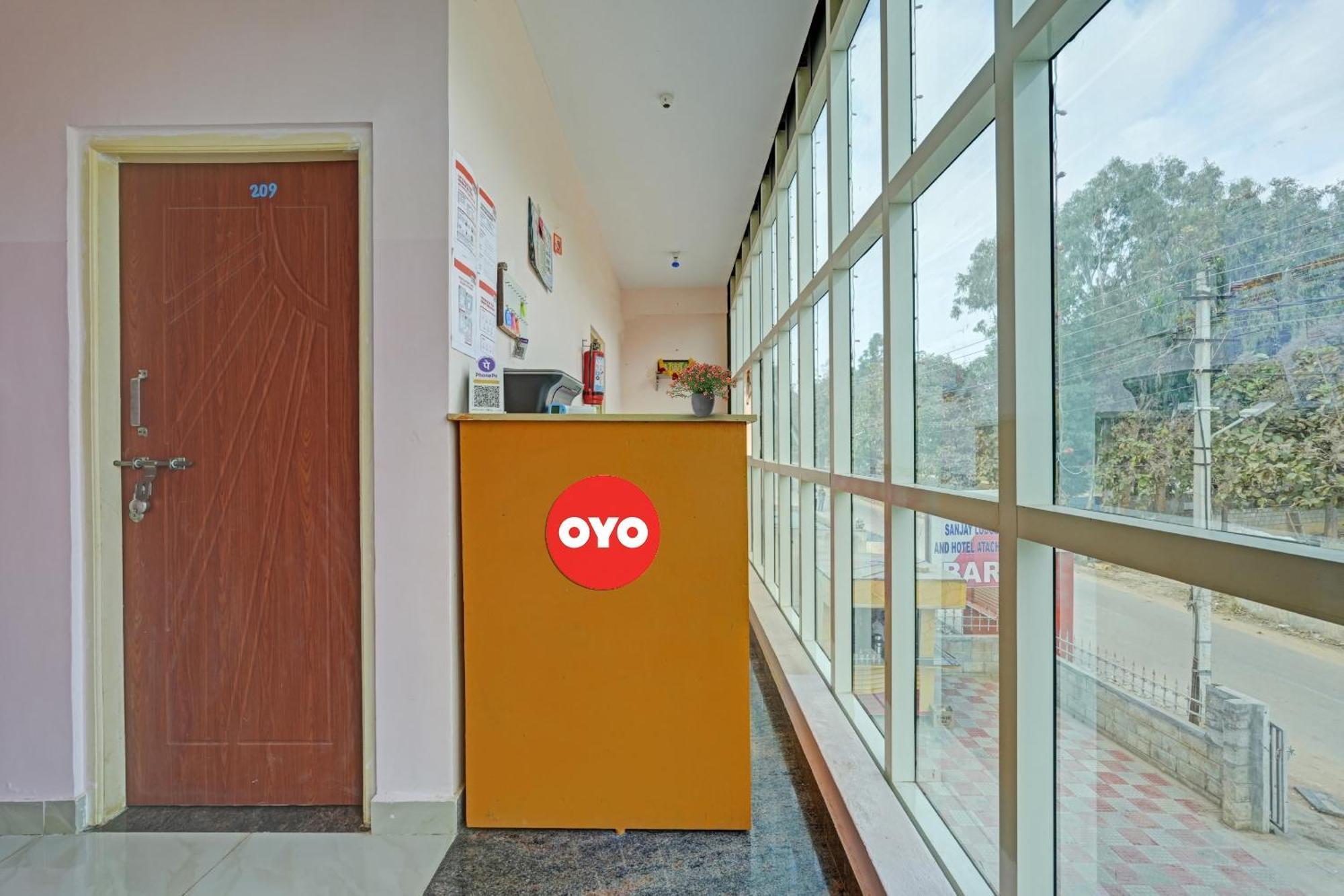 Spot On Sanjay Lodge Yelahanka Eksteriør bilde