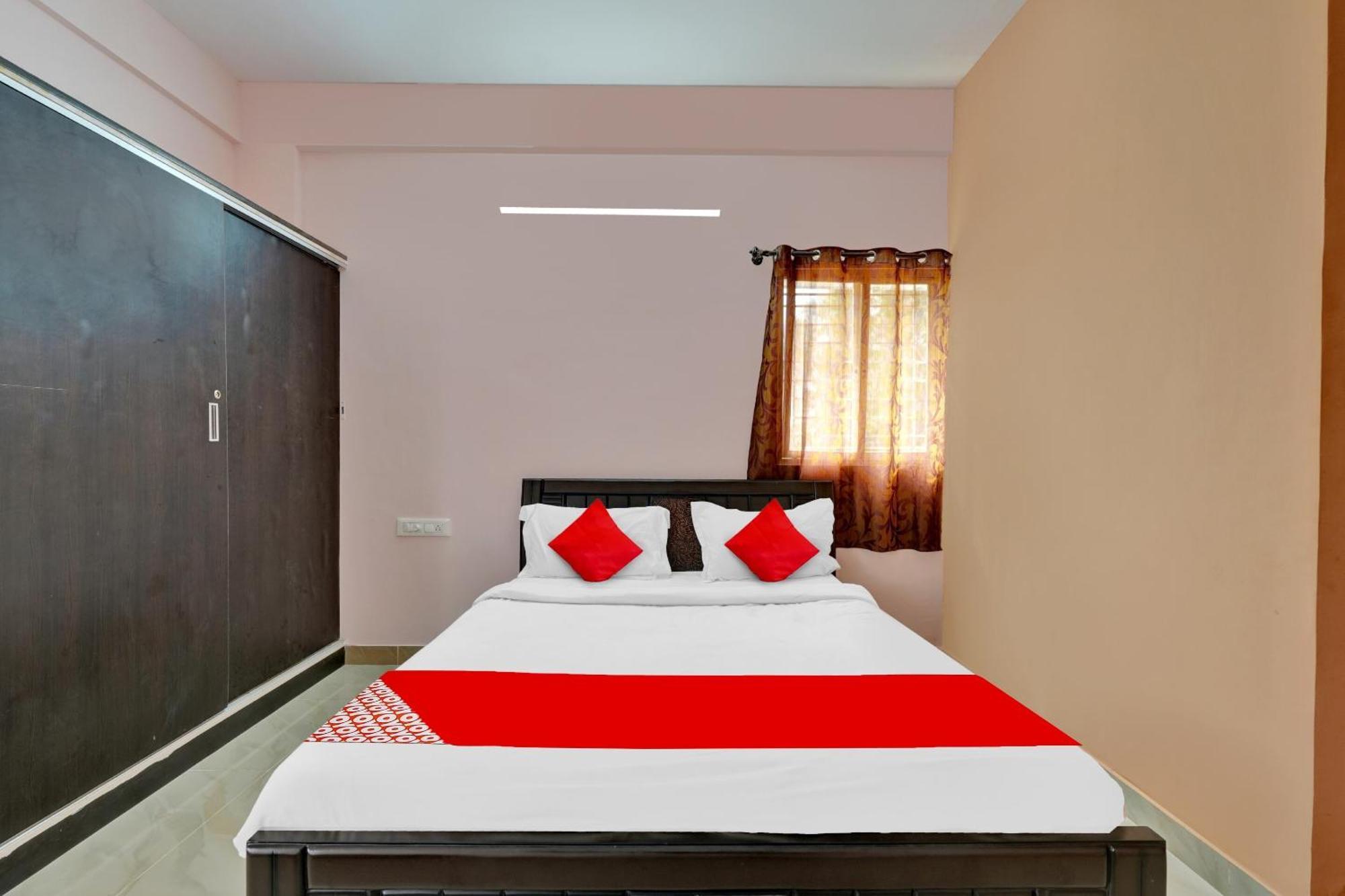Spot On Sanjay Lodge Yelahanka Eksteriør bilde